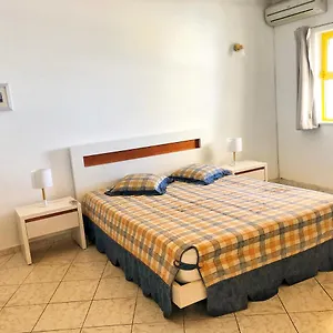 https://sea-view-apartment-in-praia-da-rocha.hotelaalgarve.com